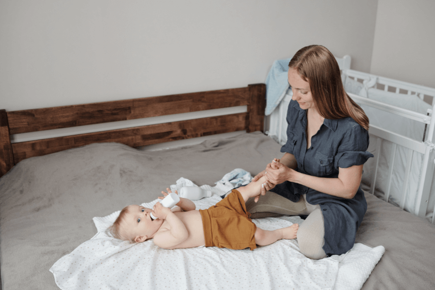 Huile de massage bio pour bébé (et pour toute la famille)