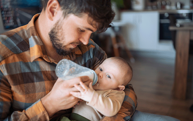 Les alternatives au lait maternel : Comment choisir le meilleur biberon pour votre bébé