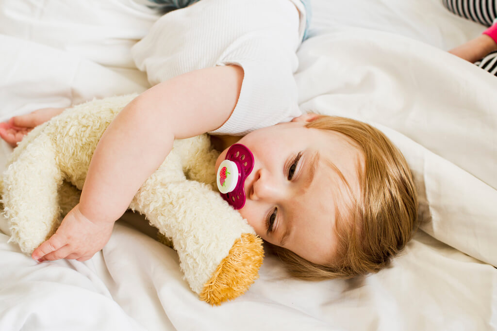 Bébé tousse en dormant : comment calmer les différentes toux ?
